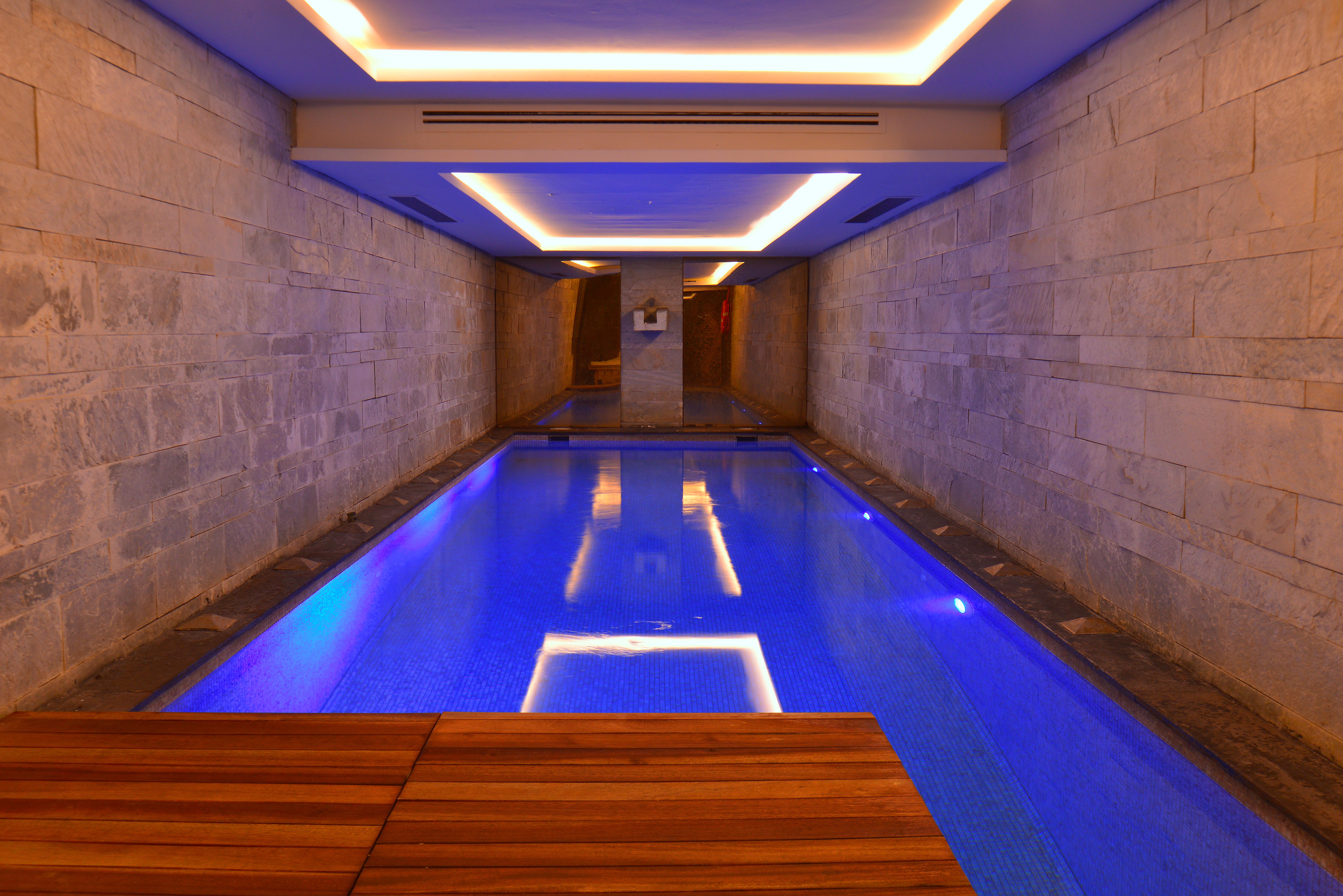 Pera Tulip Hotel & Spa Istanbul Exterior photo