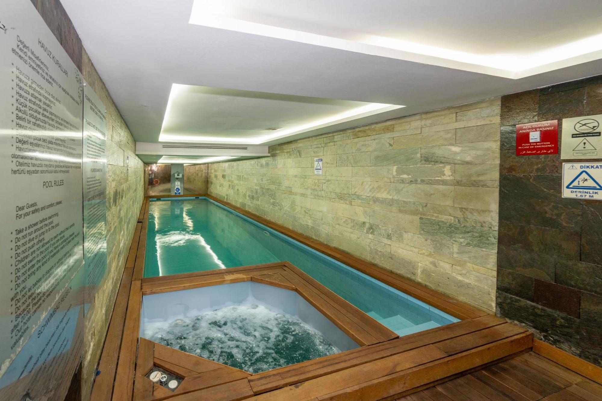 Pera Tulip Hotel & Spa Istanbul Exterior photo